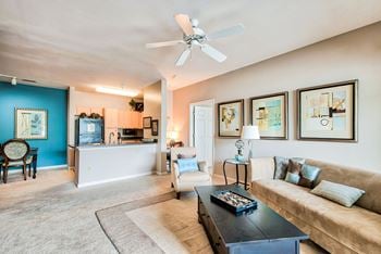 Ceiling fan